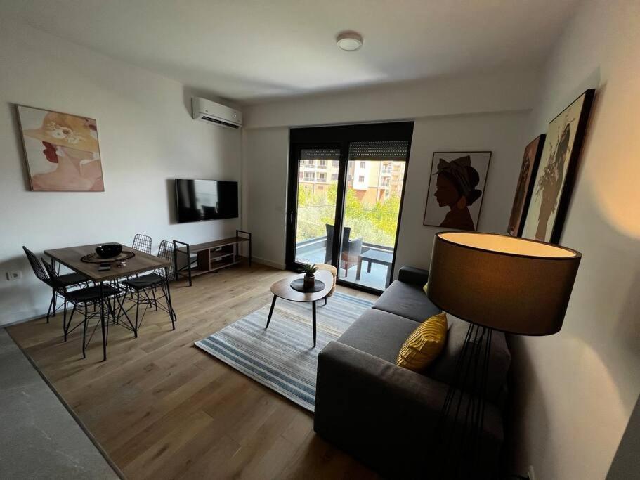 Lägenhet Onebedroom With A Pool And Jacuzzy *