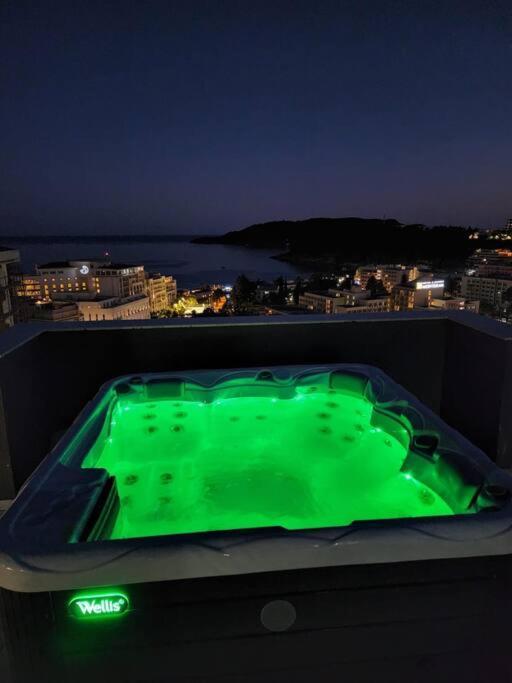 Onebedroom With A Pool And Jacuzzy * Budva