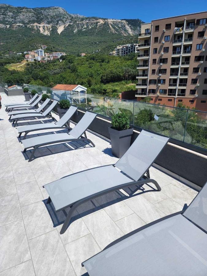 Onebedroom With A Pool And Jacuzzy * Budva
